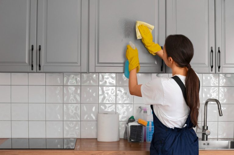 How to Clean Grease Off Kitchen Cabinets: A Simple Guide